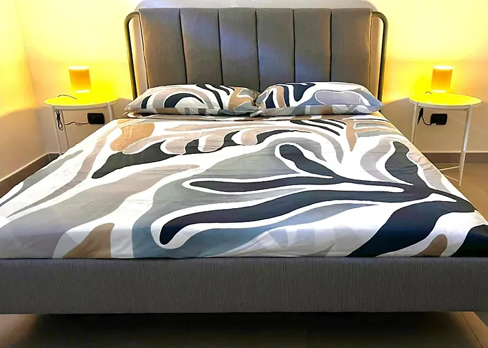 Madonnella House - Urban Retreat Apartament Bari