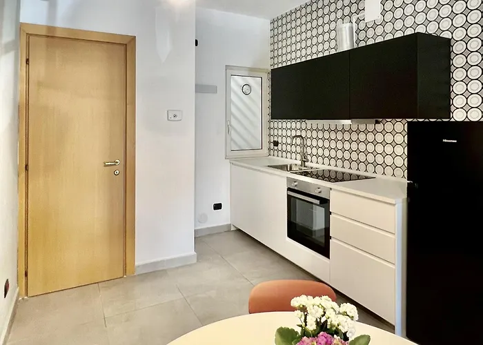 Apartament Madonnella House - Urban Retreat Bari