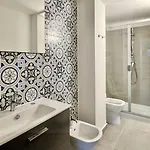 Madonnella House - Urban Retreat *