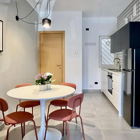 Madonnella House - Urban Retreat